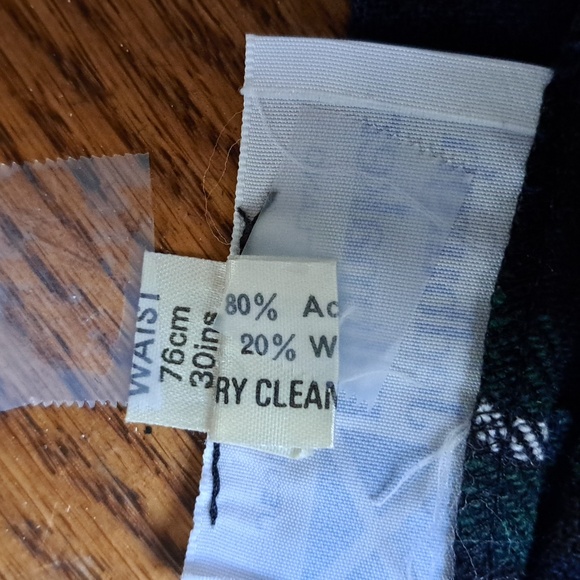 JEDBURGH KILTMAKERS SIZE 18 PLAID KILT - Picture 9 of 12